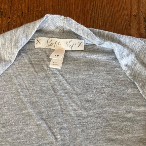 Soft Joie Grey Short Sleeve T-Shirt with Cowl Front Size Medium - Picture 4 of 9